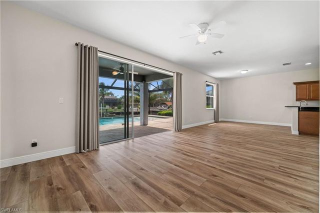 3520 SW 3rd TER, Cape Coral, FL 33991