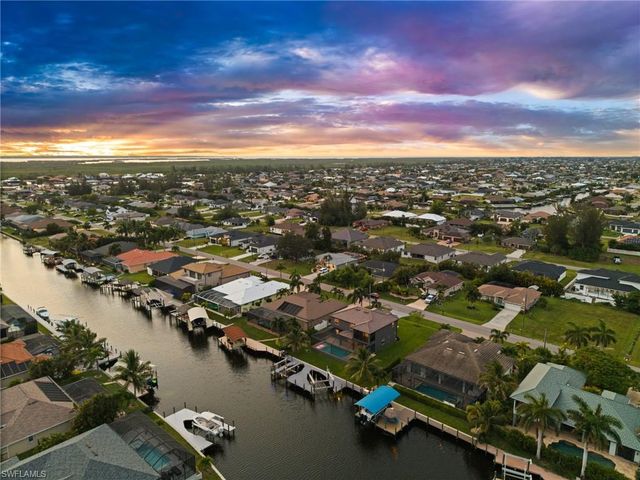3520 SW 3rd TER, Cape Coral, FL 33991