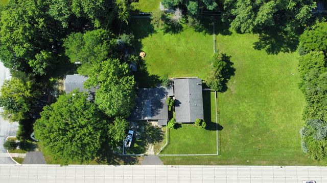 641 W Lake Cook Road, Palatine, IL 60074