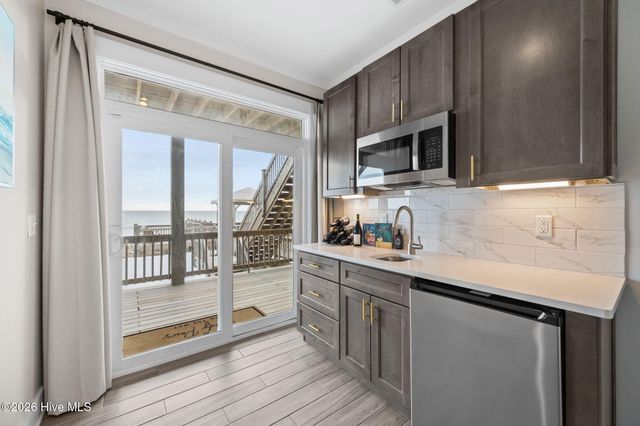 728 New River Inlet Road, Sneads Ferry, NC 28460