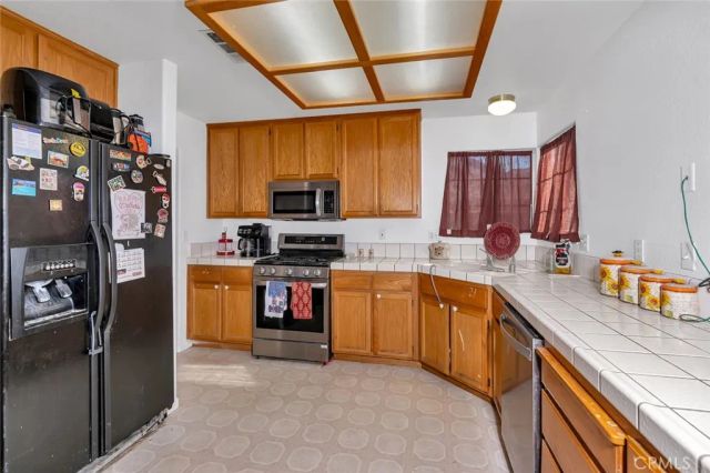 1928 Davis Drive, Los Banos, CA 93635