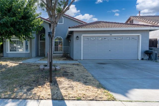 1928 Davis Drive, Los Banos, CA 93635
