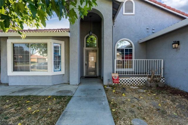 1928 Davis Drive, Los Banos, CA 93635