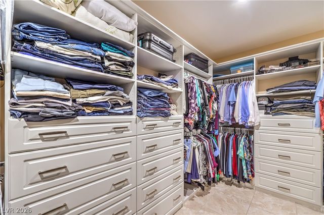 9165 Prescott Downs Street, Las Vegas, NV 89148