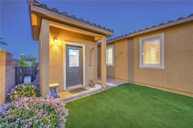 9165 Prescott Downs Street, Las Vegas, NV 89148