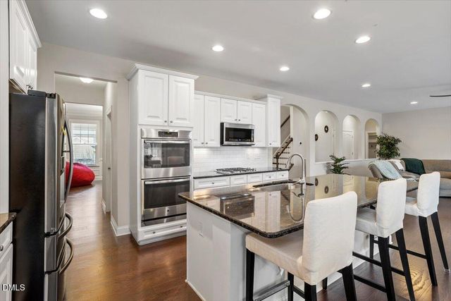 108 Horncliffe Way, Holly Springs, NC 27540