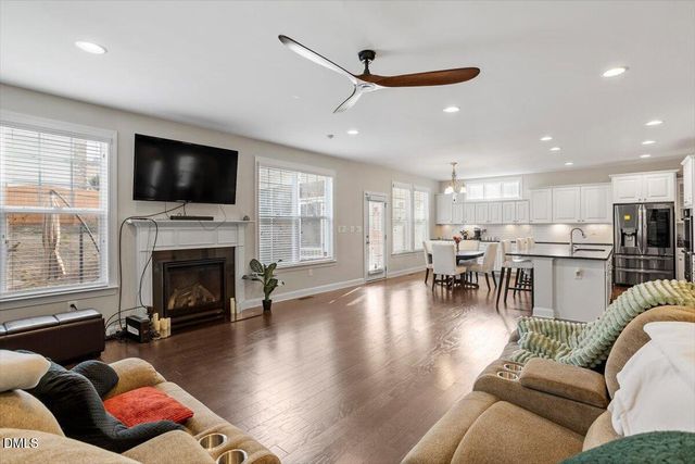 108 Horncliffe Way, Holly Springs, NC 27540