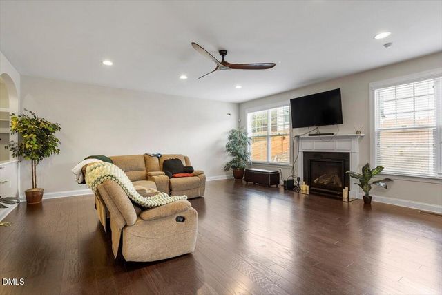 108 Horncliffe Way, Holly Springs, NC 27540