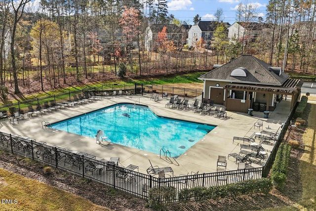 108 Horncliffe Way, Holly Springs, NC 27540