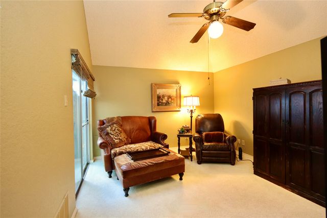 18095 Whispering Gables Lane, Dallas, TX 75287