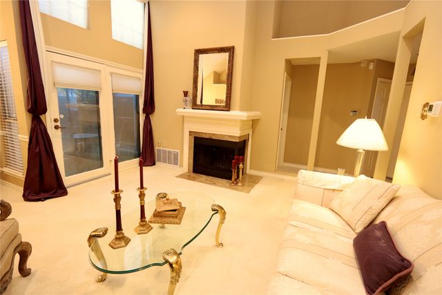 18095 Whispering Gables Lane, Dallas, TX 75287