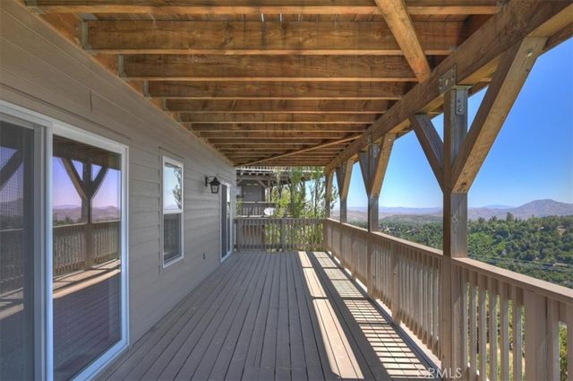 1015 Marin, Lake Arrowhead, CA 92352