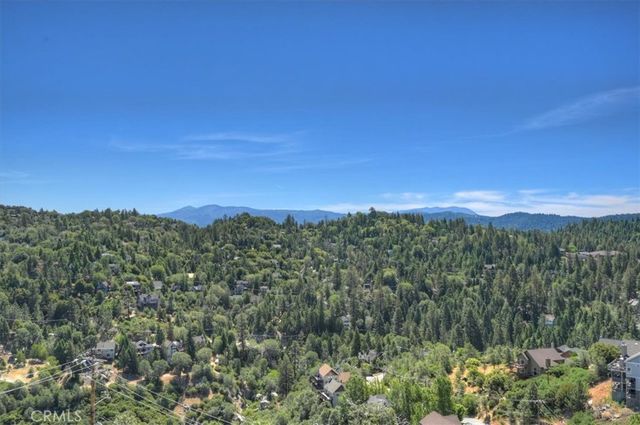 1015 Marin, Lake Arrowhead, CA 92352