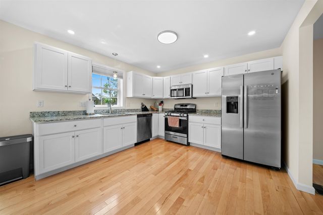 30 Ida Circle, Rochester, NH 03868