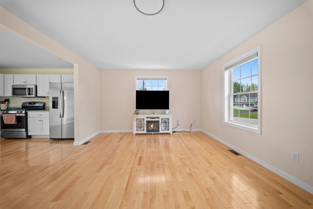 30 Ida Circle, Rochester, NH 03868