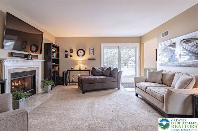 460 Quail Drive, Allentown, PA 18104