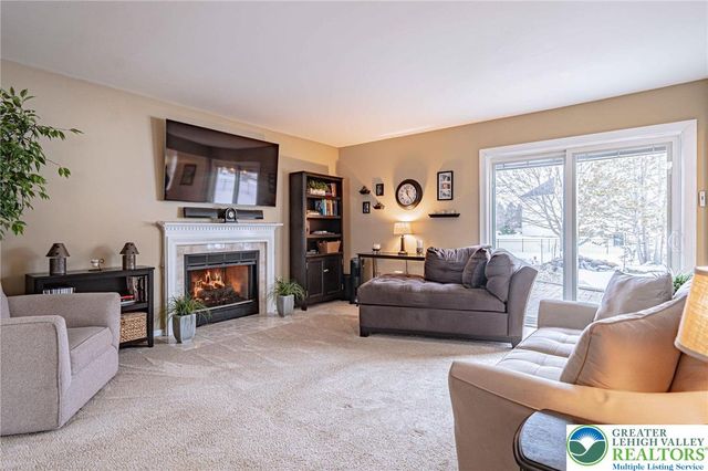 460 Quail Drive, Allentown, PA 18104