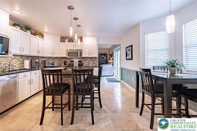 460 Quail Drive, Allentown, PA 18104