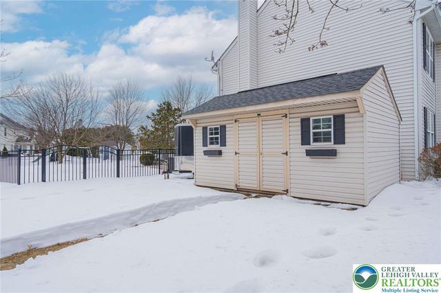 460 Quail Drive, Allentown, PA 18104