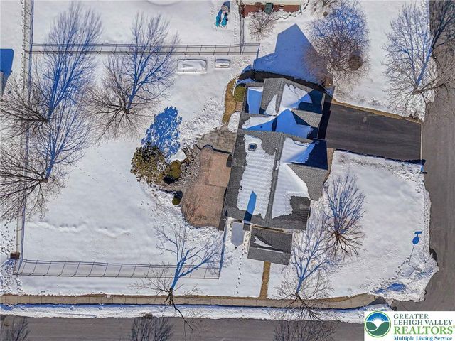 460 Quail Drive, Allentown, PA 18104