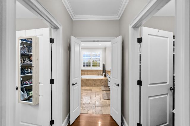 446 Waterford Dr, Manchester, TN 37355
