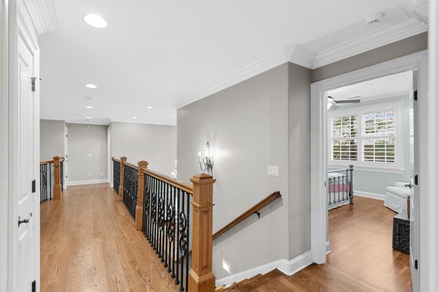 446 Waterford Dr, Manchester, TN 37355