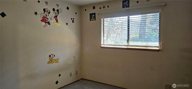 10903 Whitman Avenue N, Seattle, WA 98133