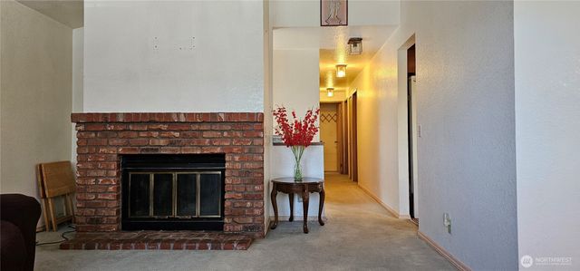 10903 Whitman Avenue N, Seattle, WA 98133