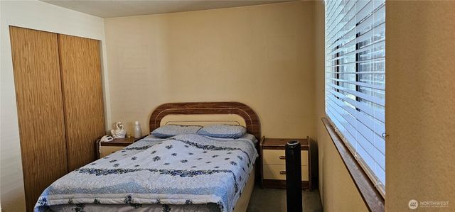 10903 Whitman Avenue N, Seattle, WA 98133