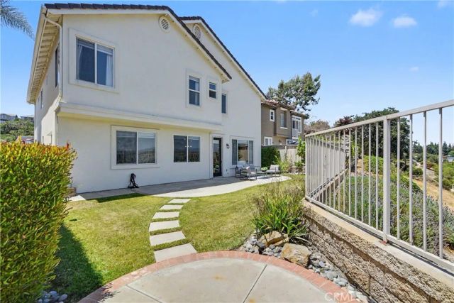 18 Lyon Ridge, Aliso Viejo, CA 92656