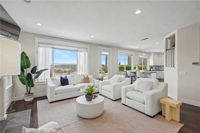 18 Lyon Ridge, Aliso Viejo, CA 92656