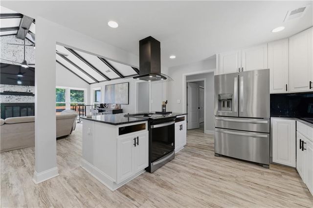 2835 White Court NE, Conyers, GA 30012