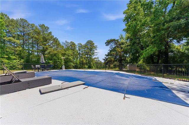 2835 White Court NE, Conyers, GA 30012
