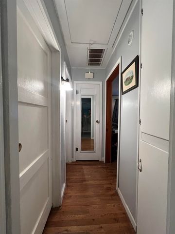 2016 Loomis St, Winfield, KS 67156