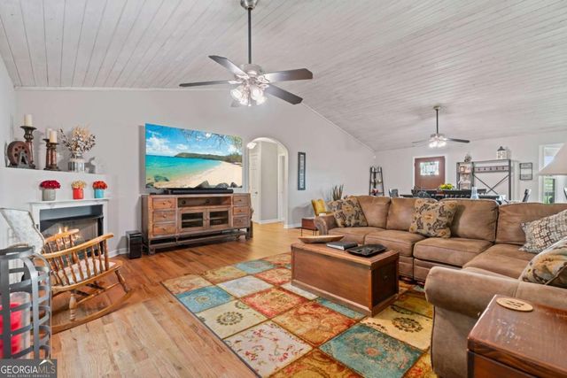 86 Back Trail, Cleveland, GA 30528
