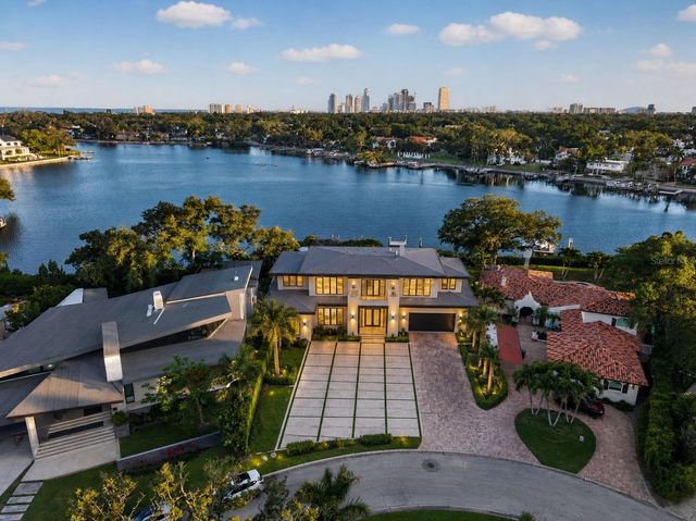1026 MONTEREY BOULEVARD NE, St Petersburg, FL 33704