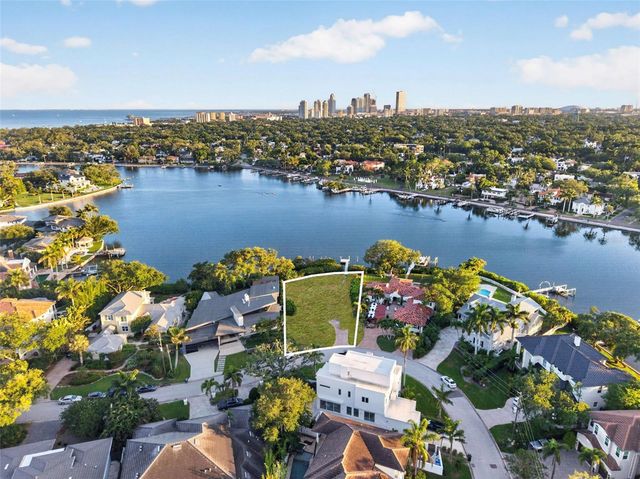 1026 MONTEREY BOULEVARD NE, St Petersburg, FL 33704