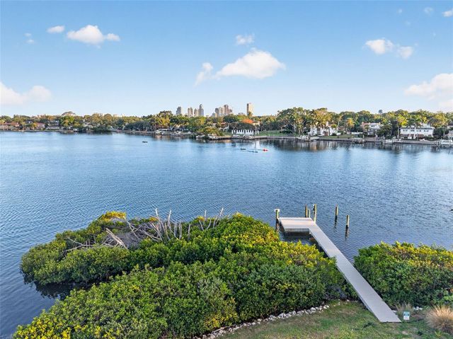 1026 MONTEREY BOULEVARD NE, St Petersburg, FL 33704