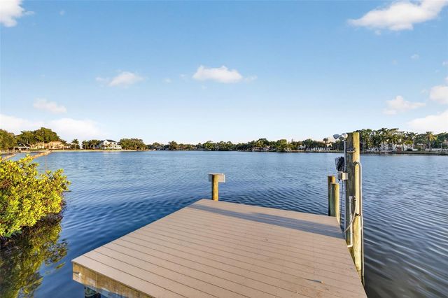 1026 MONTEREY BOULEVARD NE, St Petersburg, FL 33704