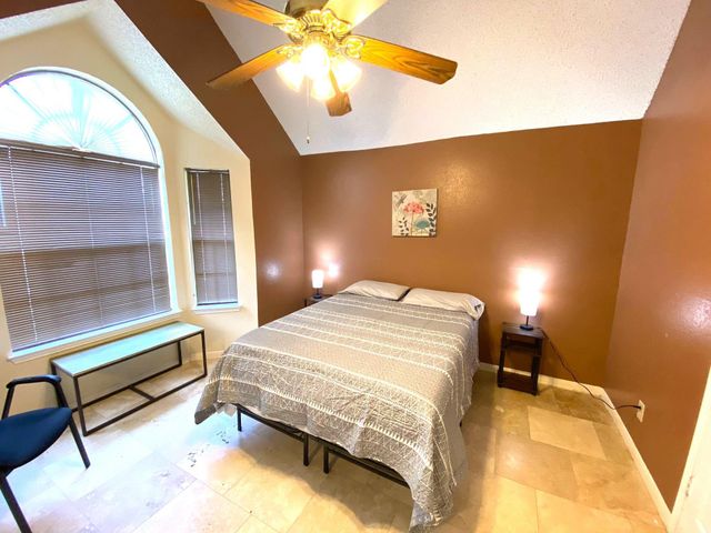 2300 Old Spanish Trail 1134, Houston, TX 77054