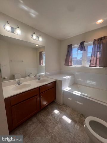 51 CECILY WAY, Ranson, WV 25438