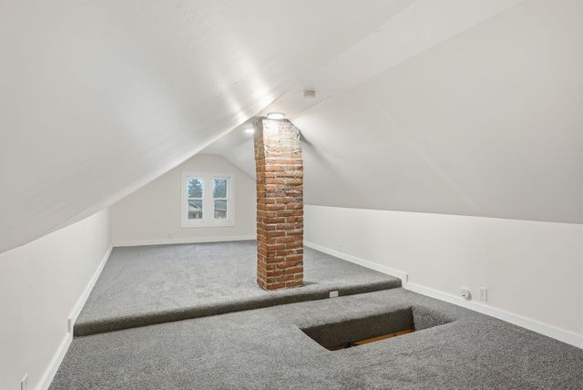 2207 E Gordon Ave, Spokane, WA 99207