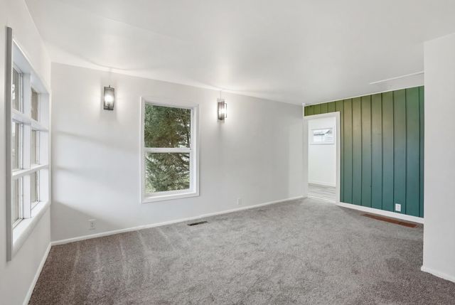 2207 E Gordon Ave, Spokane, WA 99207