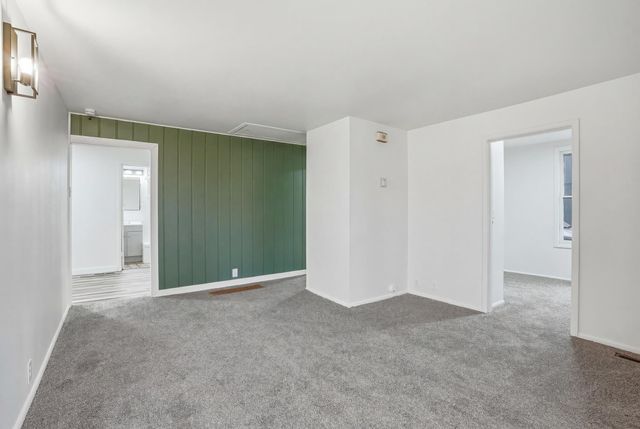 2207 E Gordon Ave, Spokane, WA 99207