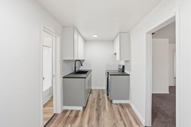 2207 E Gordon Ave, Spokane, WA 99207