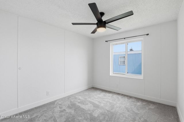 10600 N BENOIT ST, Hayden, ID 83835