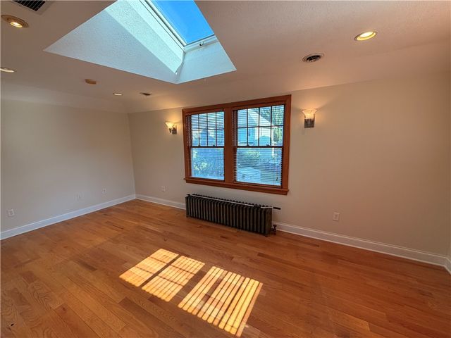 67 Pembroke Street UP, Rochester, NY 14620