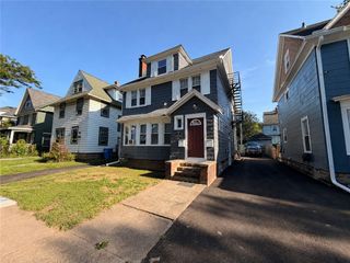 67 Pembroke Street UP, Rochester, NY 14620