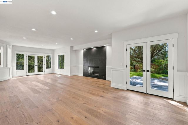 4120 Happy Valley Road, Lafayette, CA 94549