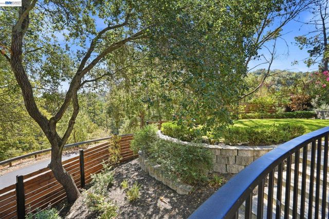 4120 Happy Valley Road, Lafayette, CA 94549